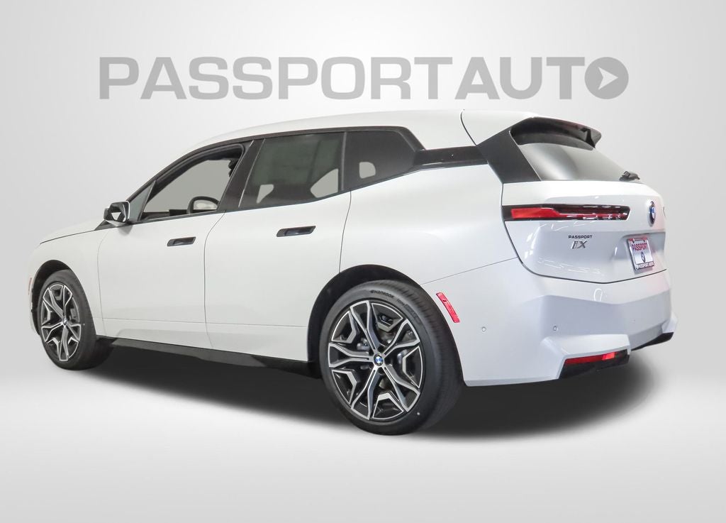 2026 BMW iX xDrive45