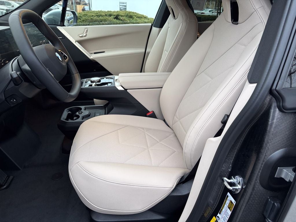 2026 BMW iX xDrive45