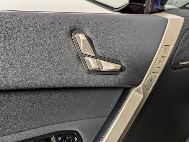 2026 BMW iX xDrive60