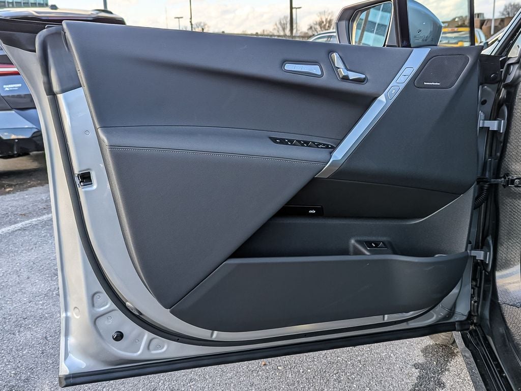 2026 BMW iX xDrive60