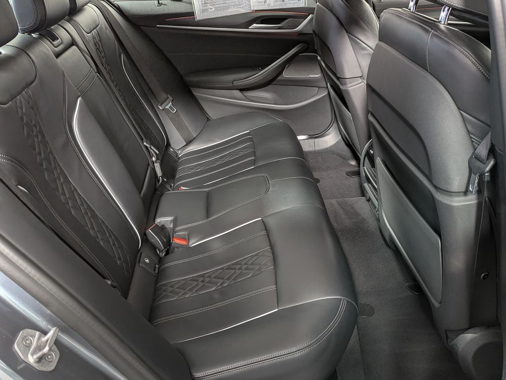 2021 BMW 550i xDrive M550i xDrive