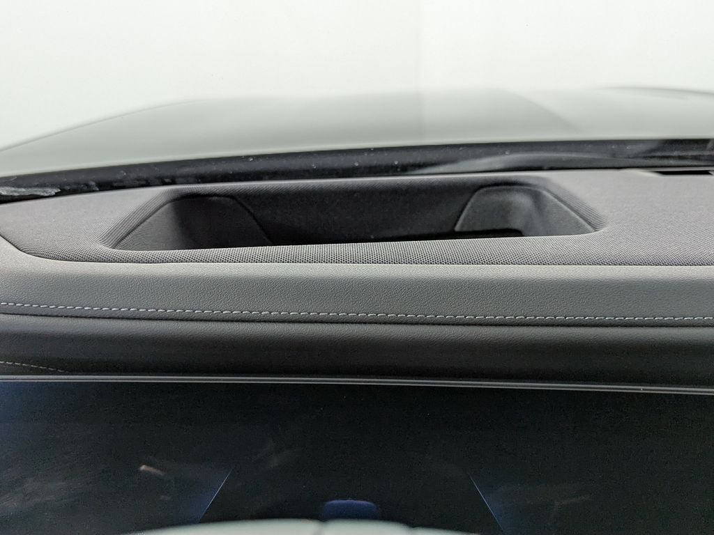 2023 BMW 740i 740i