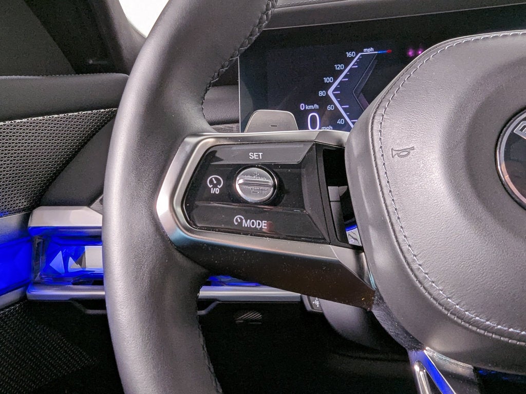 2023 BMW 740i 740i