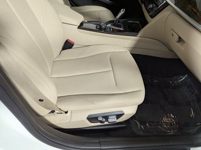 2018 BMW 320i 320i