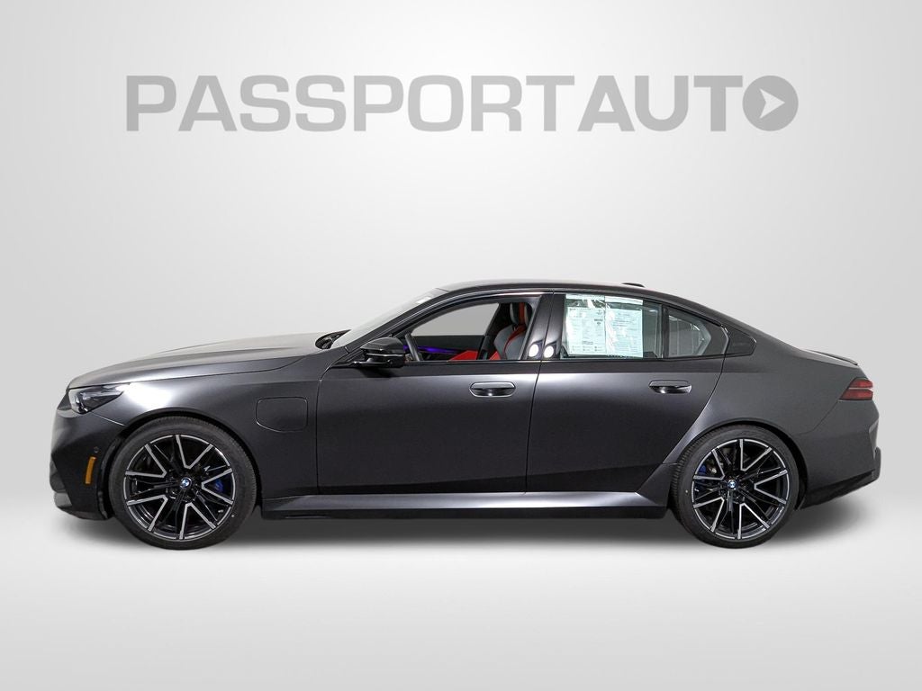 2025 BMW M5 Base