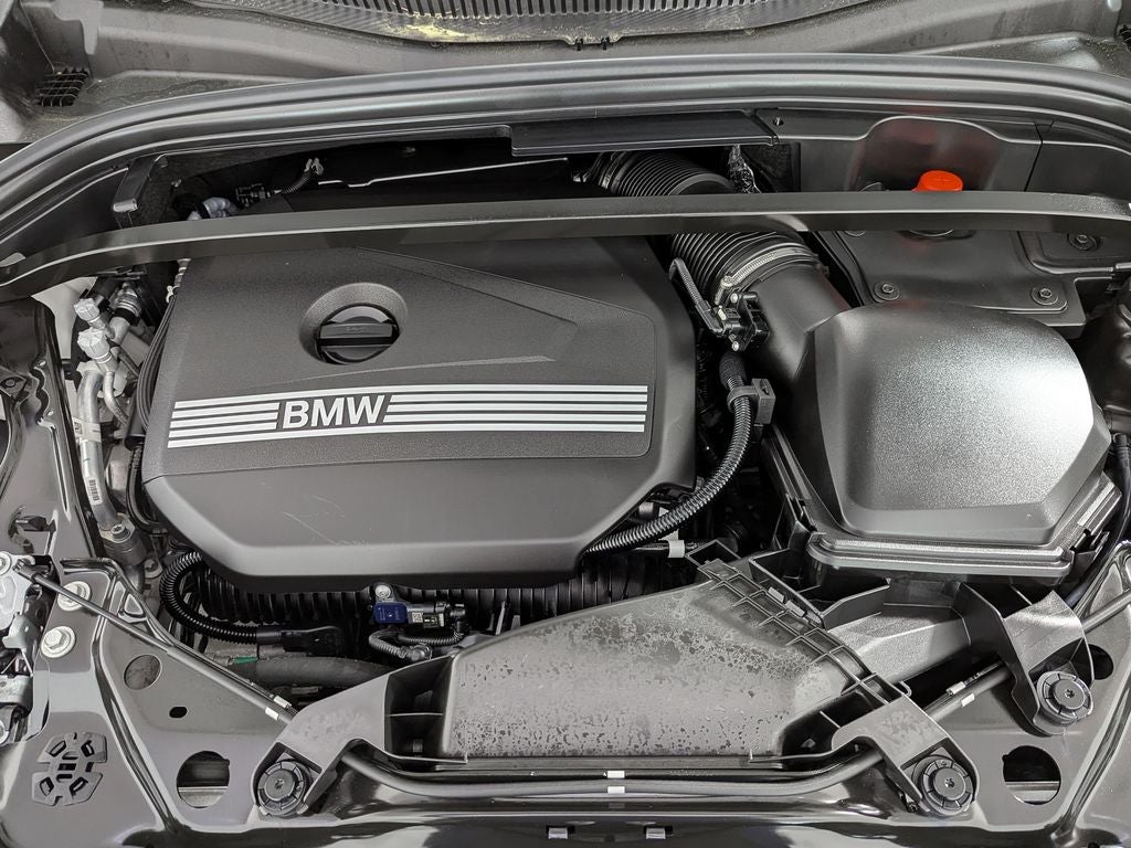 2025 BMW X2 xDrive28i