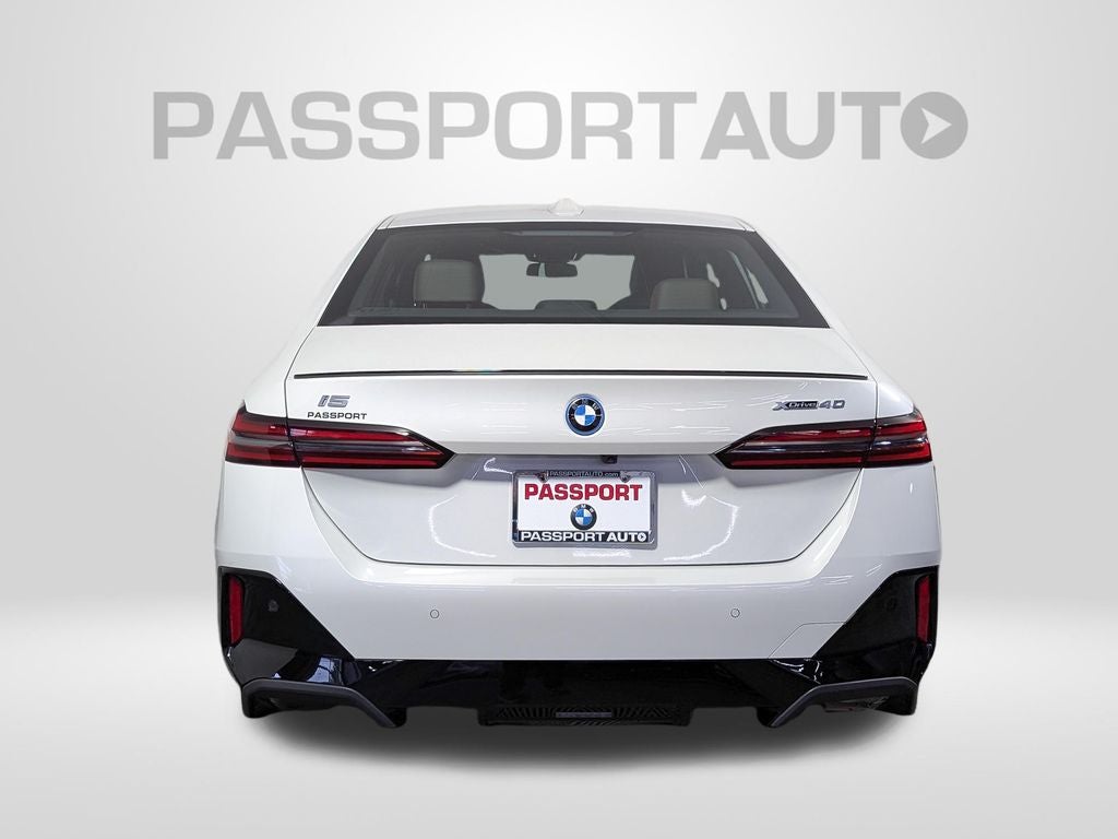 2025 BMW i5 xDrive40 xDrive40