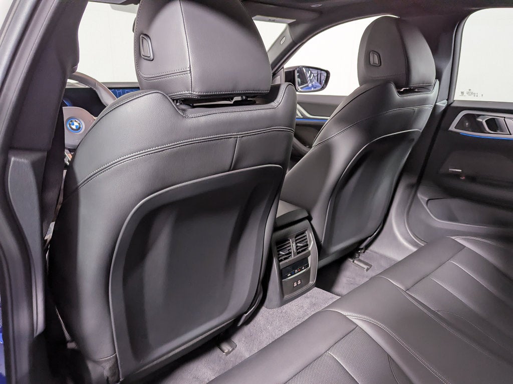 2025 BMW i4 xDrive40 xDrive40