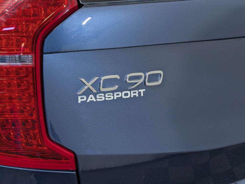 2023 Volvo XC90 B6 Plus 7-Seater