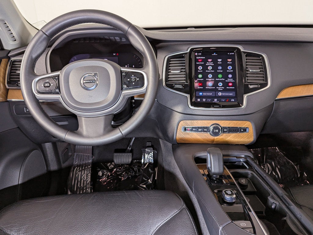 2023 Volvo XC90 B6 Plus 7-Seater