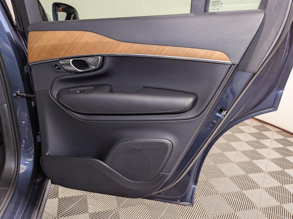 2023 Volvo XC90 B6 Plus 7-Seater