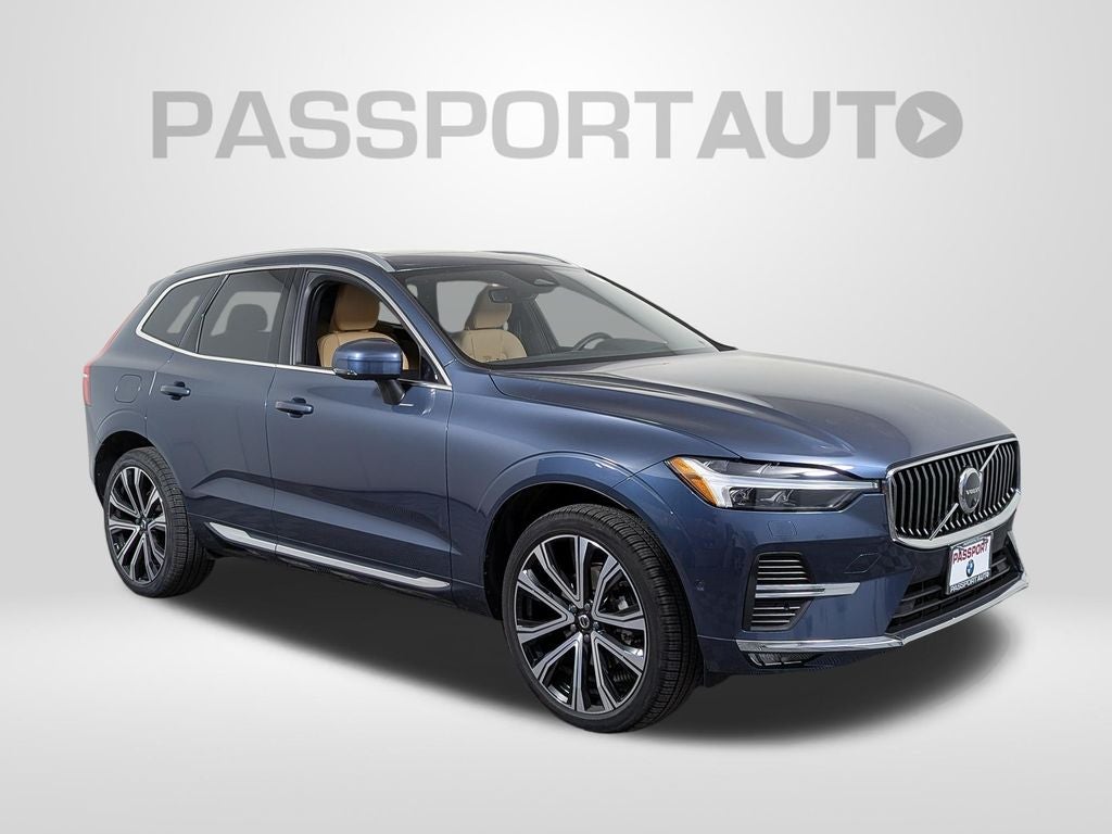 2023 Volvo XC60 B5 Ultimate Bright Theme