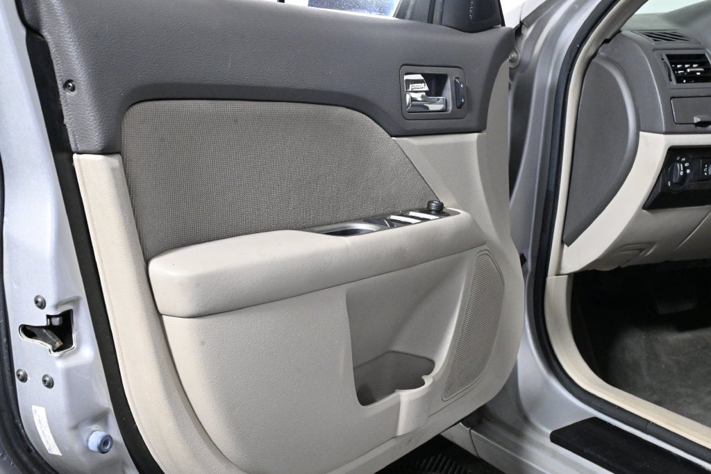 2010 Ford Fusion Hybrid Base