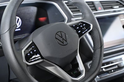 2024 Volkswagen Tiguan SE R-Line Black