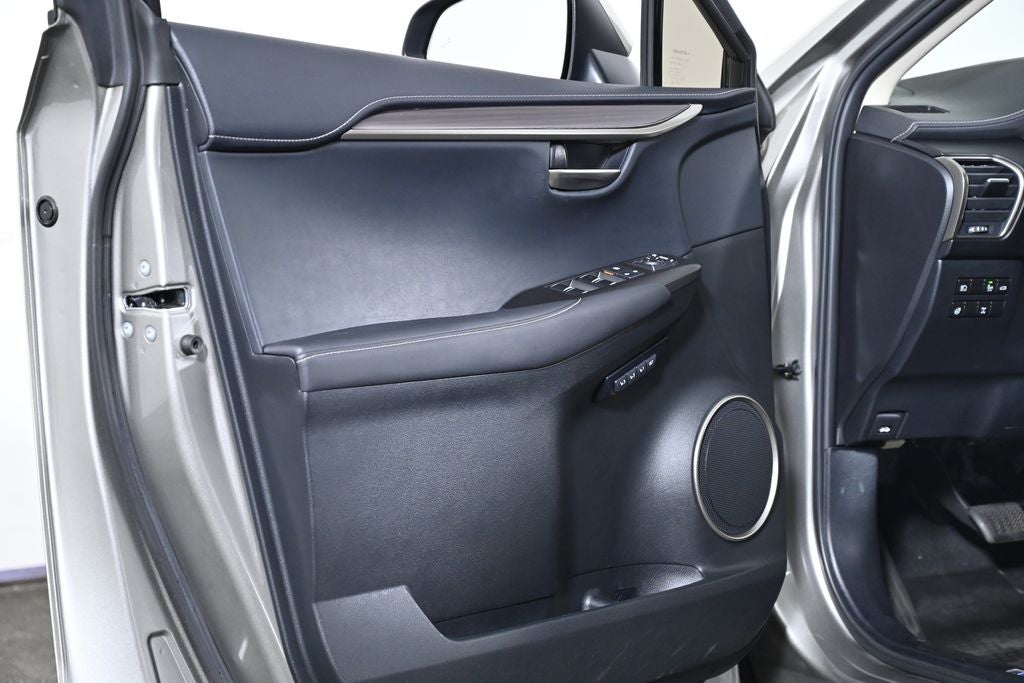 2020 Lexus NX 300 Luxury