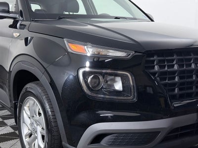 2022 Hyundai Venue SE