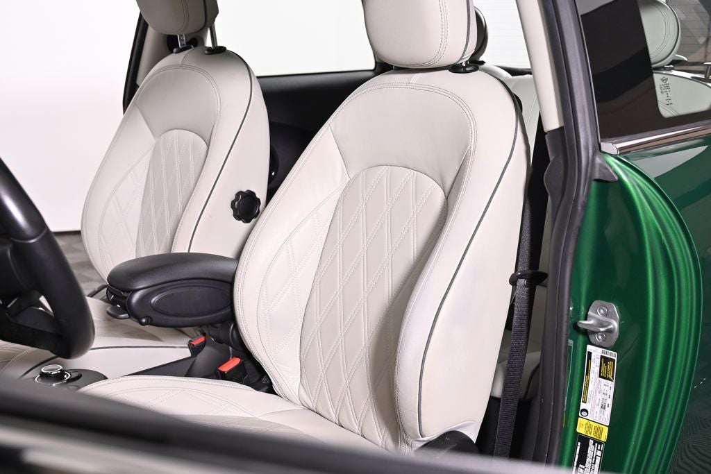 2023 MINI Cooper SE Electric Hardtop 2 Door Iconic