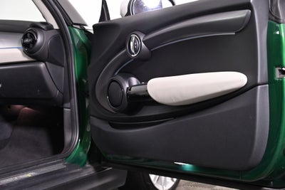 2023 MINI Cooper SE Electric Hardtop 2 Door Iconic