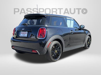 2024 MINI HARDTOP 2 DOOR Base