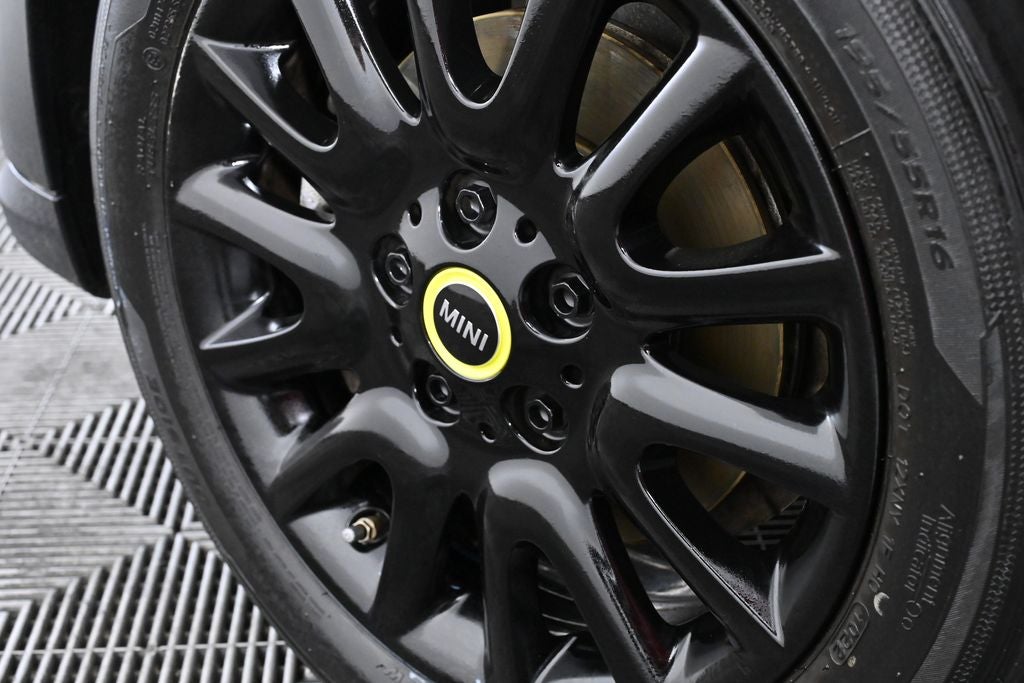 2023 MINI HARDTOP 2 DOOR SIGNATURE