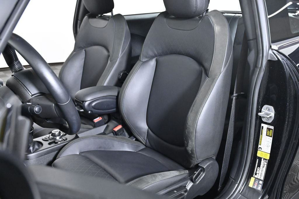 2024 MINI Cooper SE Electric Cooper SE