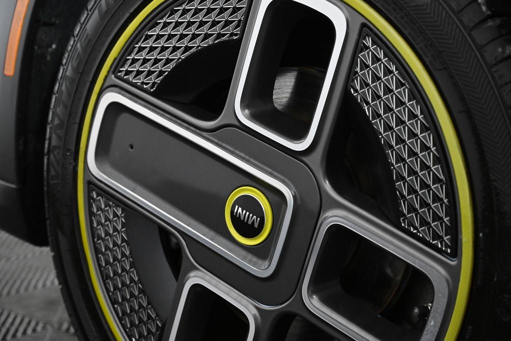 2024 MINI Cooper SE Electric Cooper SE