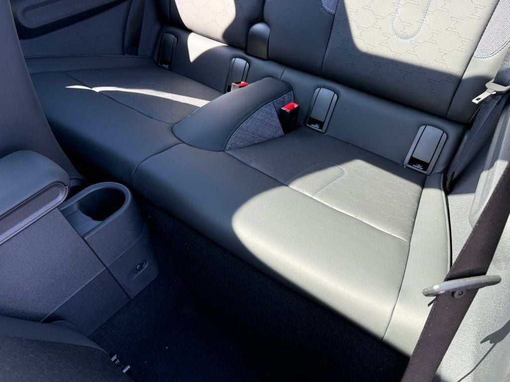 2026 MINI 2 DOOR SIGNATURE PLUS