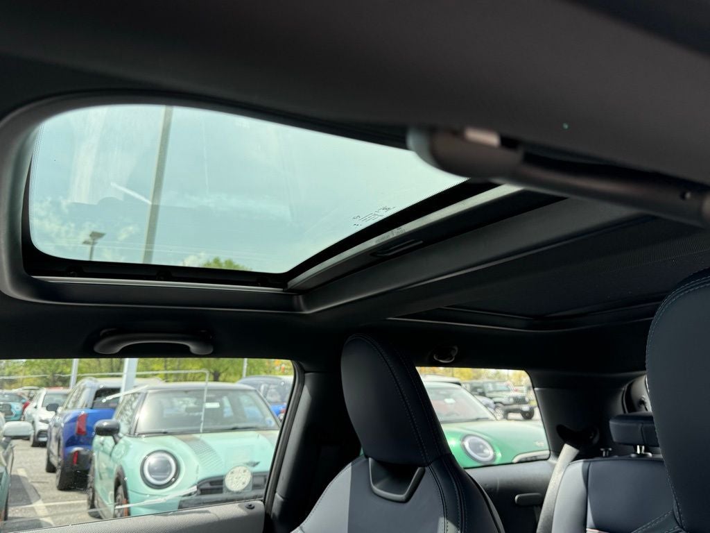 2026 MINI 2 Door Cooper Signature Plus