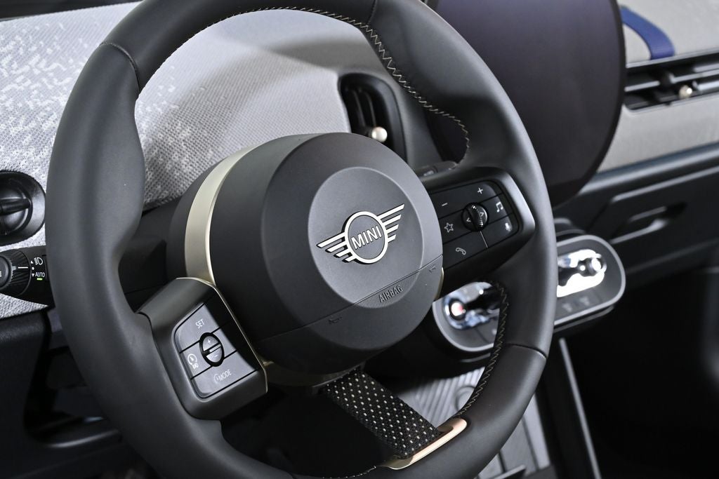 2025 MINI Cooper Cooper