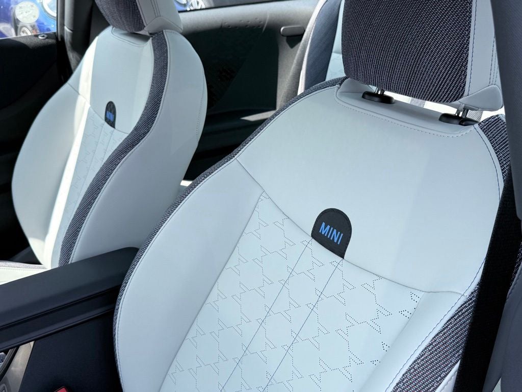 2026 MINI Cooper Hardtop 2 Door Signature