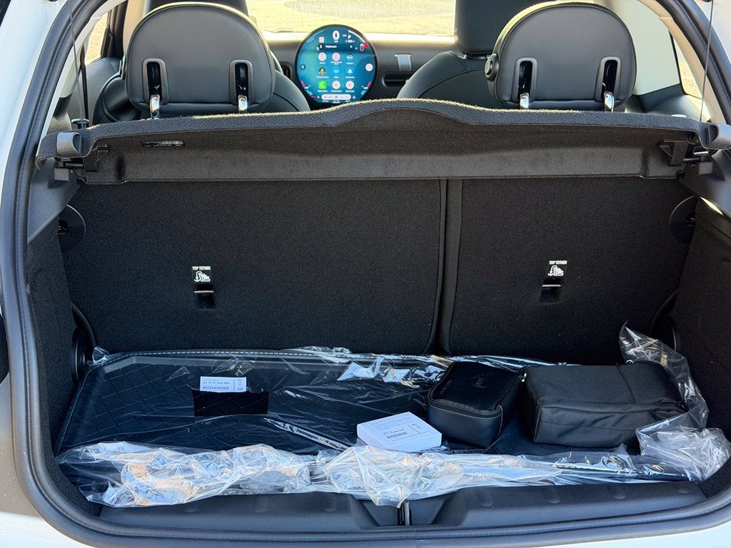 2026 MINI 2 DOOR SIGNATURE PLUS