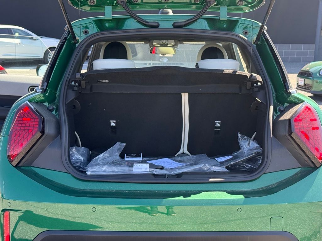 2026 MINI 2 DOOR ICONIC