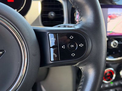 2024 MINI HARDTOP 2 DOOR Base