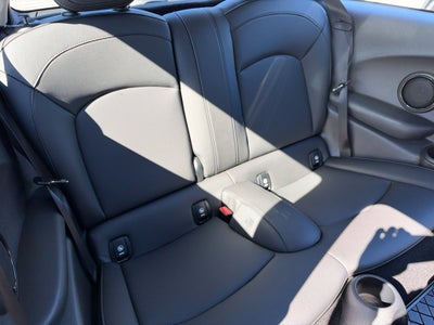2024 MINI HARDTOP 2 DOOR Base