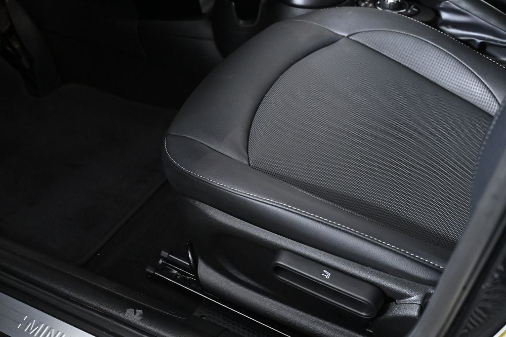 2023 MINI Cooper Cooper