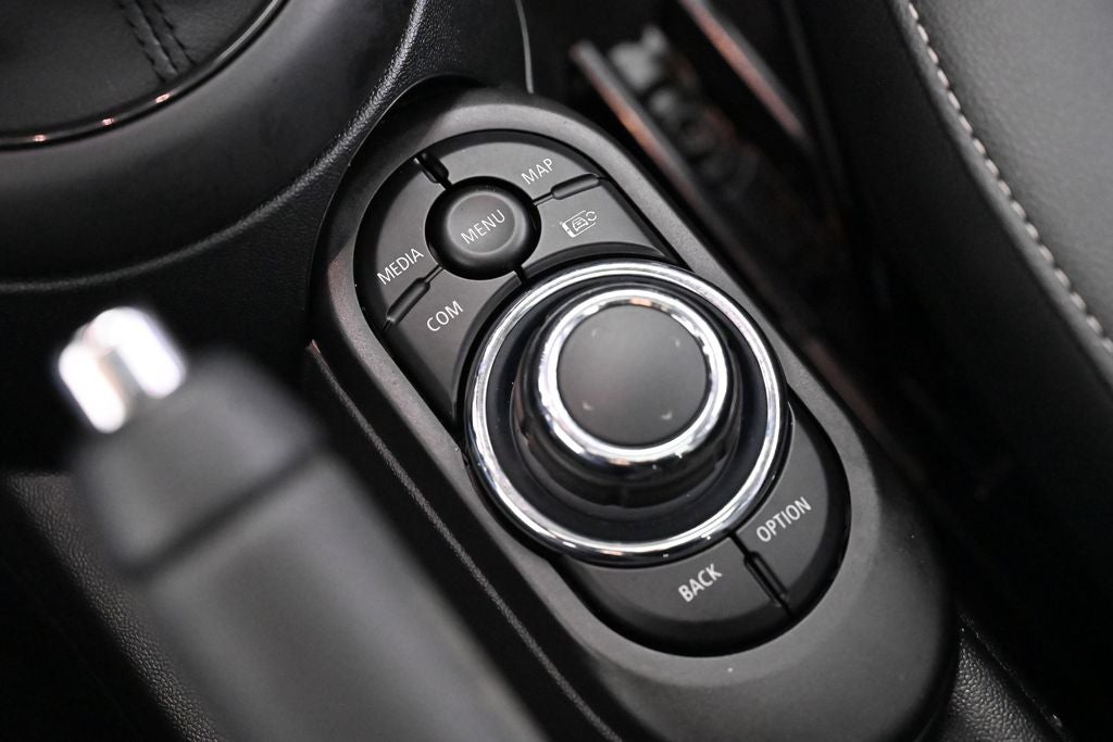 2023 MINI Cooper Base