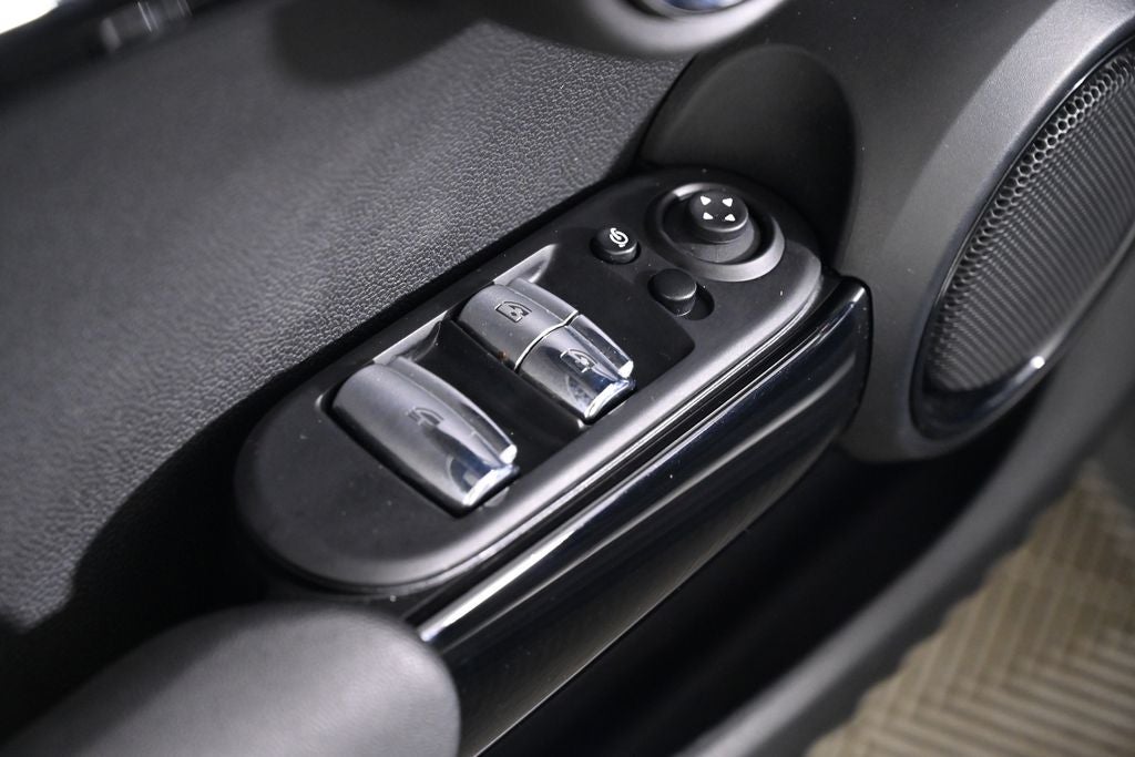 2023 MINI Cooper S Signature