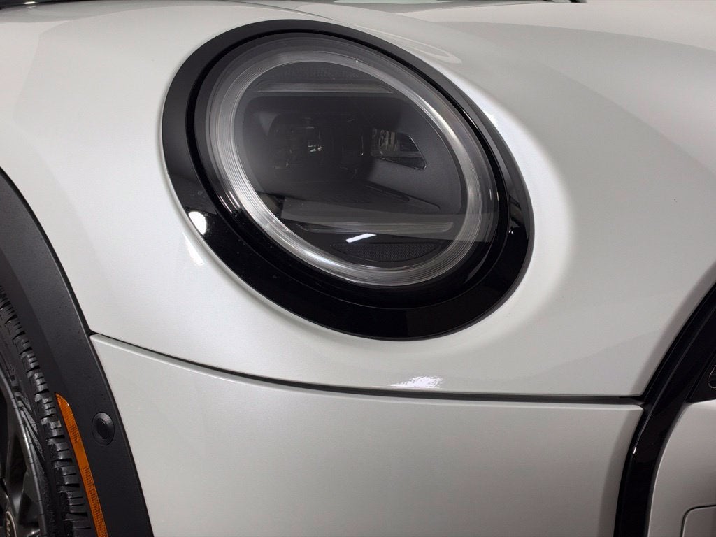 2026 MINI 4 DOOR Base
