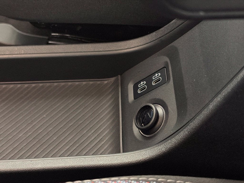 2026 MINI 4 DOOR Base