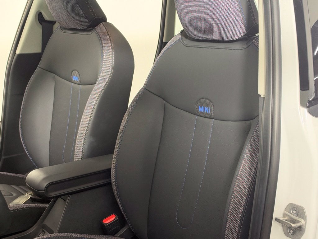 2026 MINI 4 DOOR Base
