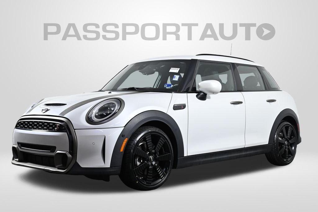 2024 MINI Cooper S Base