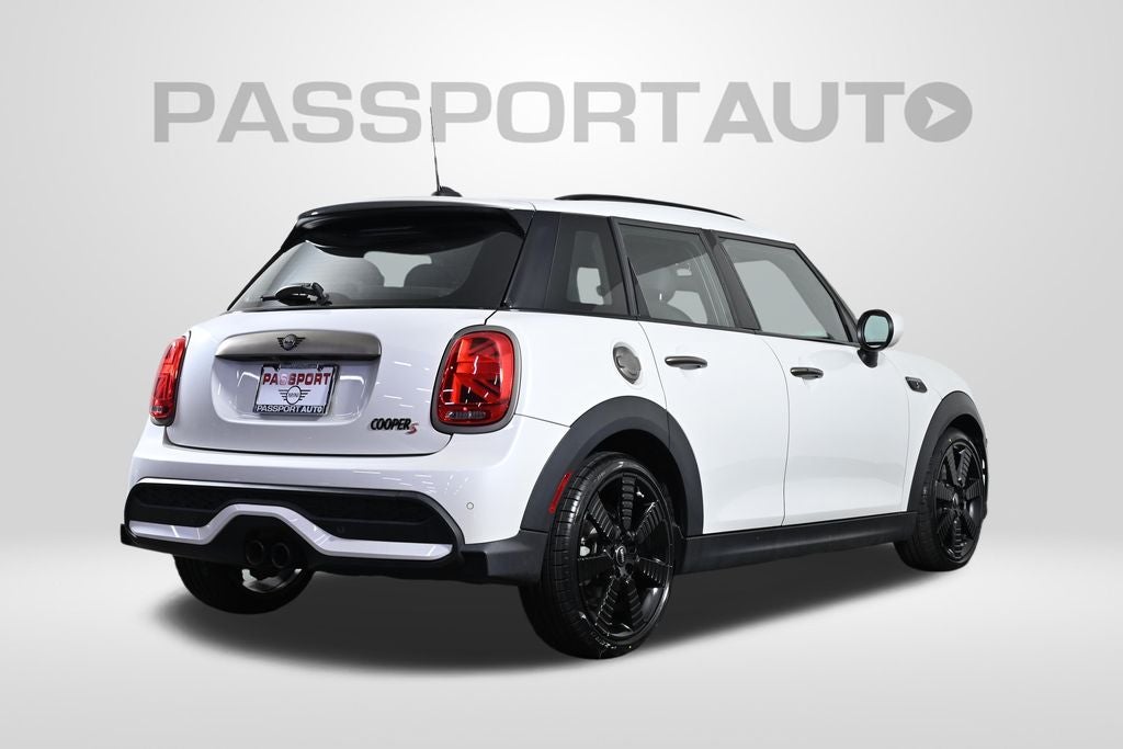2024 MINI Cooper S Base