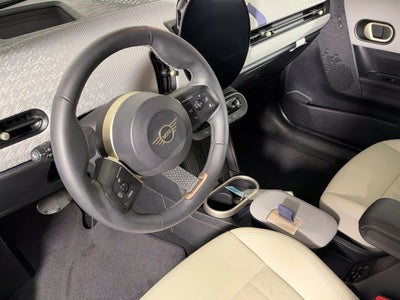 2026 MINI 4 DOOR Base