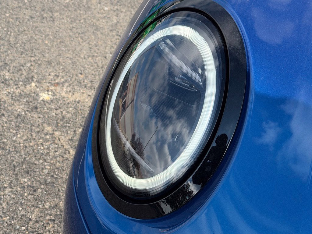 2027 MINI 4 DOOR ICONIC