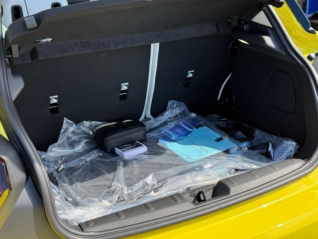 2027 MINI Cooper S Signature Plus 4 Door
