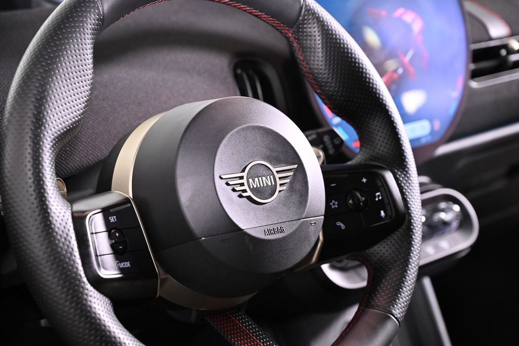 2025 MINI 4 Door Cooper S Iconic JCW Style