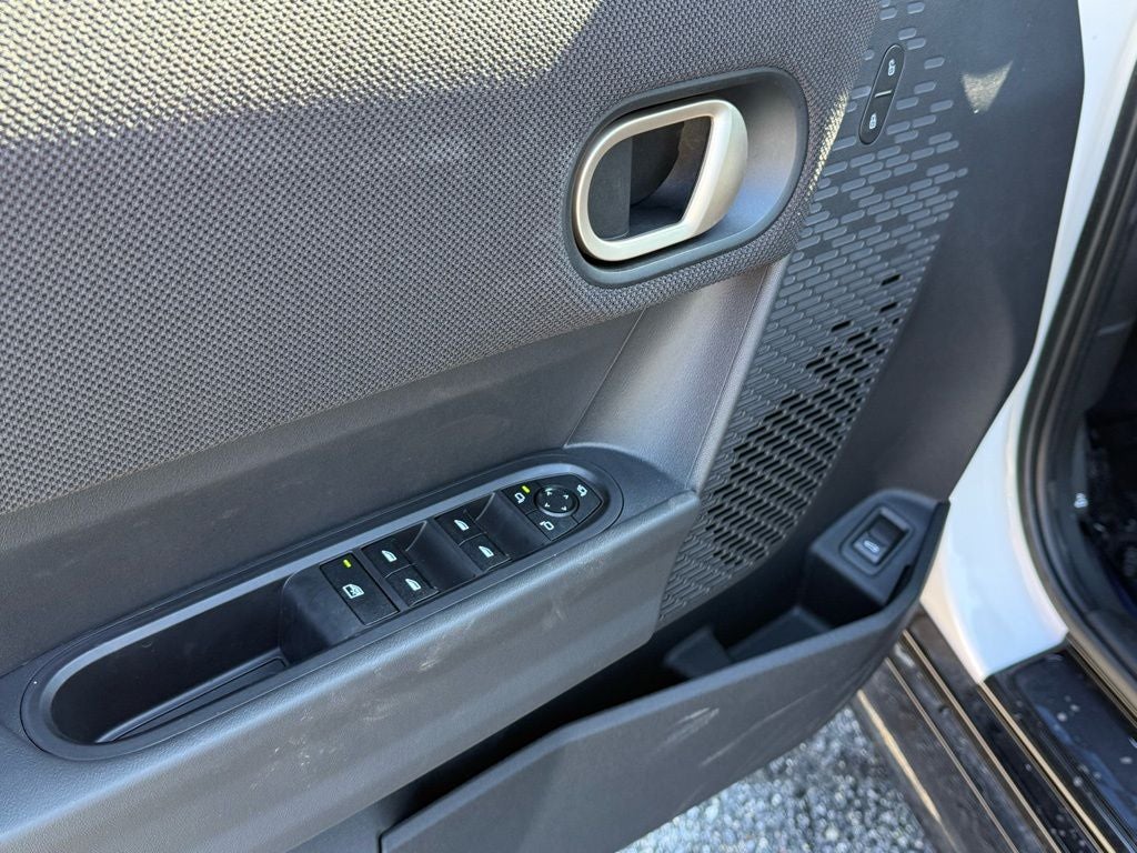 2026 MINI 4 DOOR ICONIC