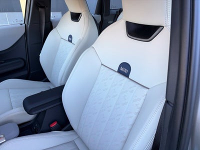 2027 MINI 4 DOOR SIGNATURE PLUS
