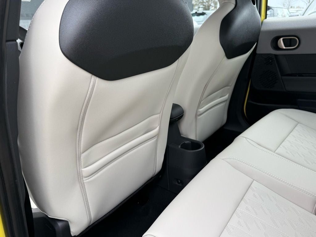 2026 MINI 4 DOOR ICONIC