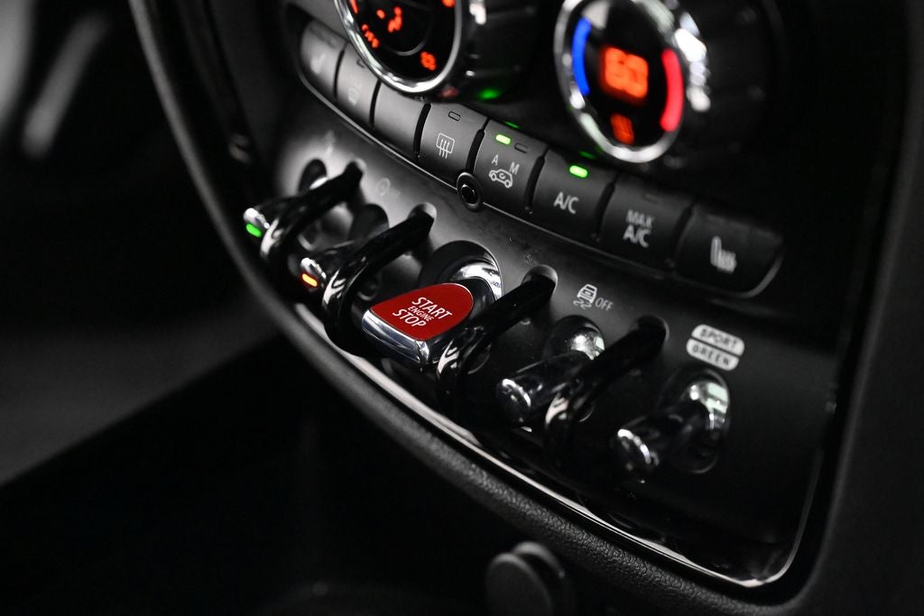 2024 MINI John Cooper Works Clubman Iconic
